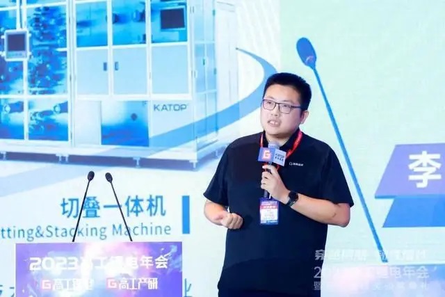 إعادة اكتشاف بطاريات الحالة الصلبة