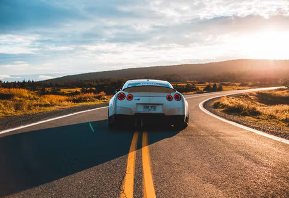 لماذا تعد بطاريات الليثيوم الثلاثية أكثر ملاءمة للسيارات الكهربائية المنزلية ؟