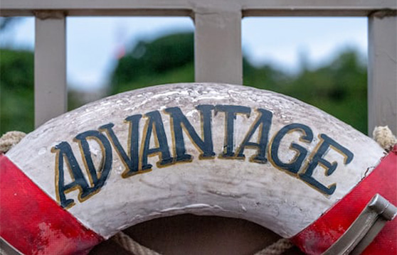 ما هي ميزة بطاريات الليثيوم ذات الحالة الصلبة ؟