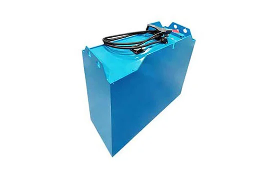 ما هي مزايا مقارنة بطاريات الليثيوم للرافعة الشوكية مع بطاريات الرصاص الحمضية ؟